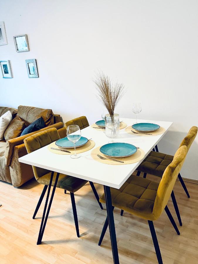 Modernes 3 Zimmer Apartment - Luise- Mit Wlan, Balkon Und Smart-Tv In City-Nahe! Érfurt Exterior foto