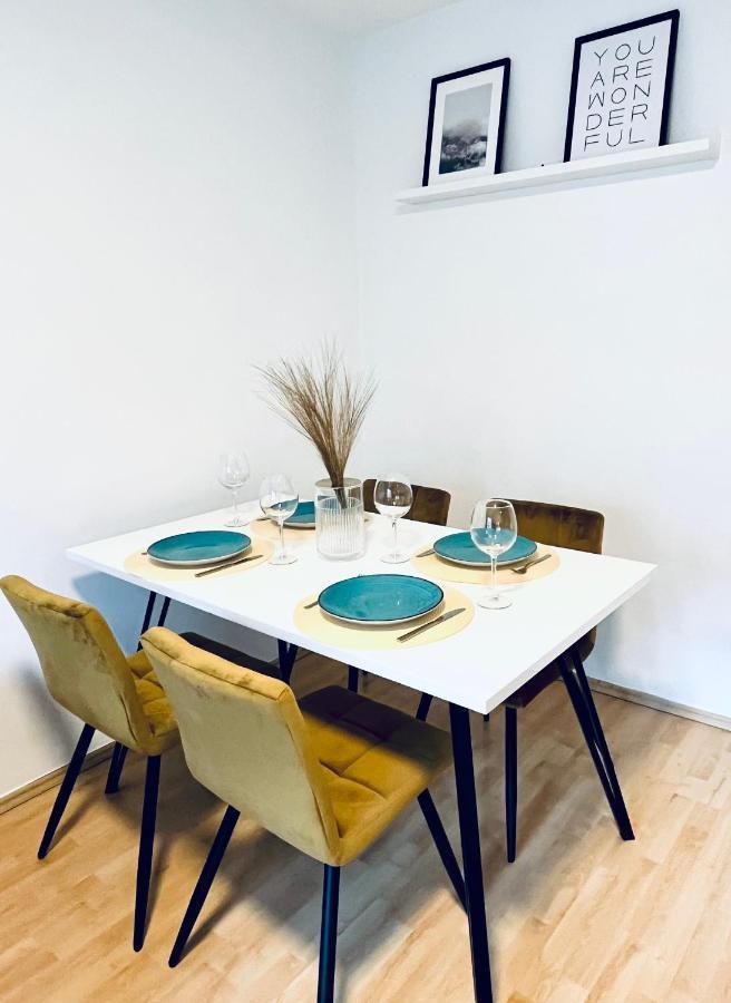 Modernes 3 Zimmer Apartment - Luise- Mit Wlan, Balkon Und Smart-Tv In City-Nahe! Érfurt Exterior foto